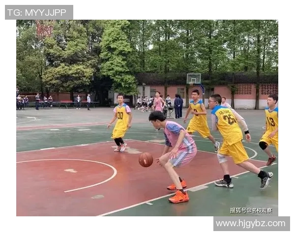 匡威篮球女孩的青春梦想与热血拼搏之路