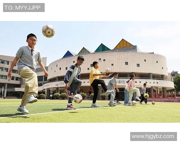 小学体育课程中足球教学的有效案例分析与实践探索